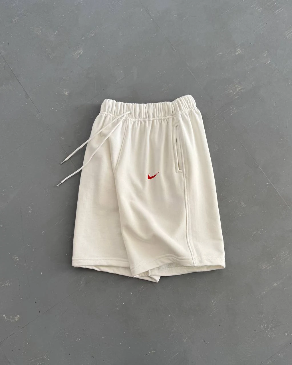 شلوارک طرح نایکی Nike