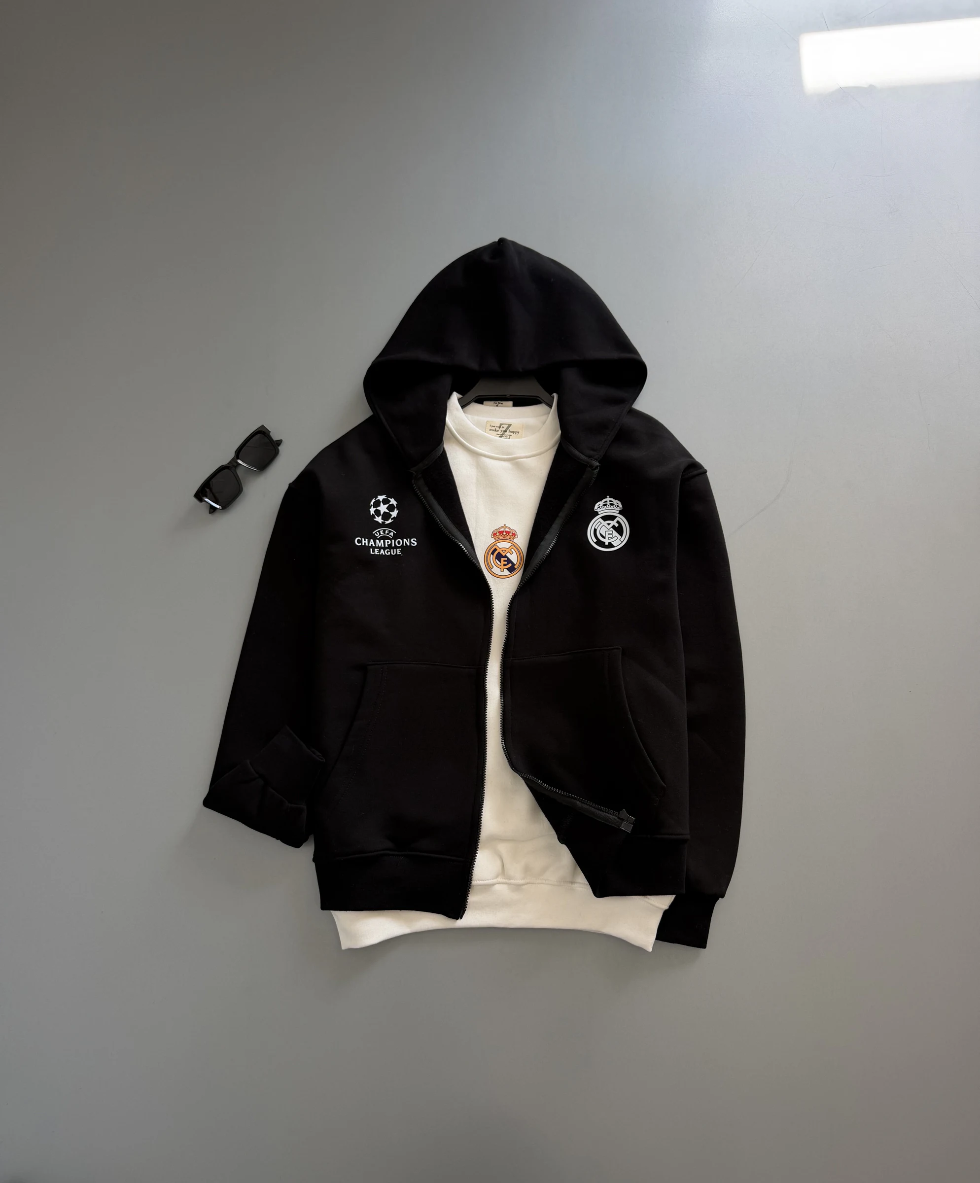 سوییشرت طرح Hala Madrid